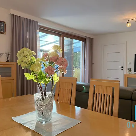 Apartment Break- Spacious With Jacuzzi- Tranquil Escape 15 Minutes To The Sea And Center *