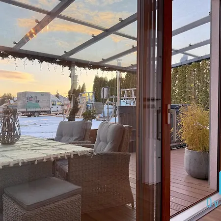 Break- Spacious With Jacuzzi- Tranquil Escape 15 Minutes To The Sea And Center * Borkowo (Gdansk)