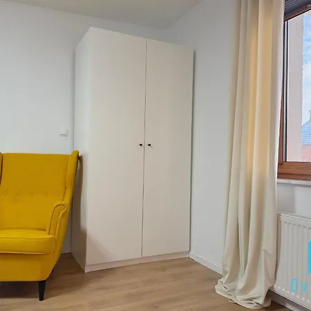 Apartment Break- Spacious With Jacuzzi- Tranquil Escape 15 Minutes To The Sea And Center