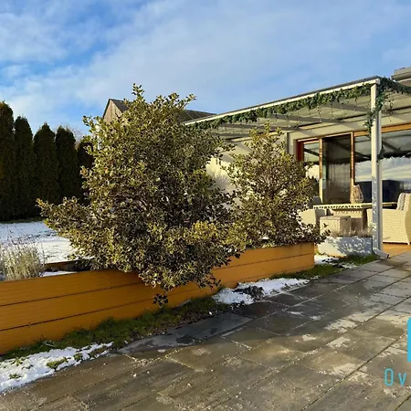 Apartment Break- Spacious With Jacuzzi- Tranquil Escape 15 Minutes To The Sea And Center *