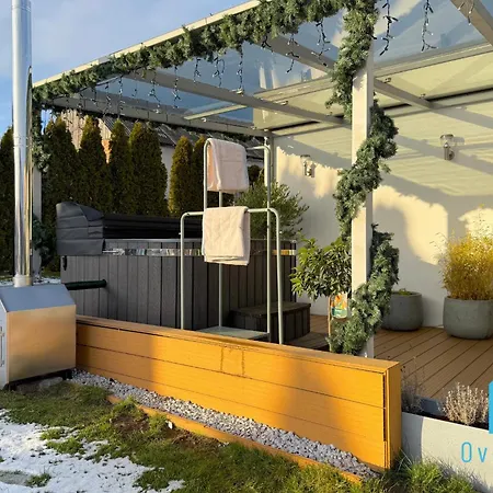 Break- Spacious With Jacuzzi- Tranquil Escape 15 Minutes To The Sea And Center *