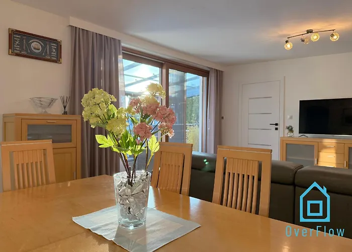 公寓 Break- Spacious With Jacuzzi- Tranquil Escape 15 Minutes To The Sea And Center *