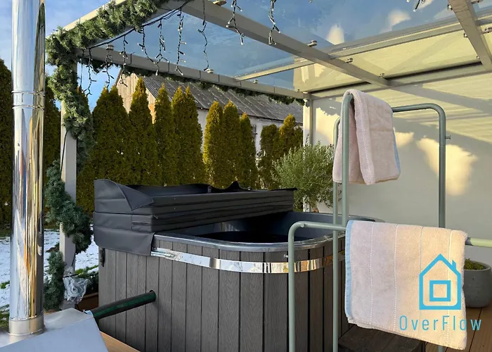 公寓 Break- Spacious With Jacuzzi- Tranquil Escape 15 Minutes To The Sea And Center *